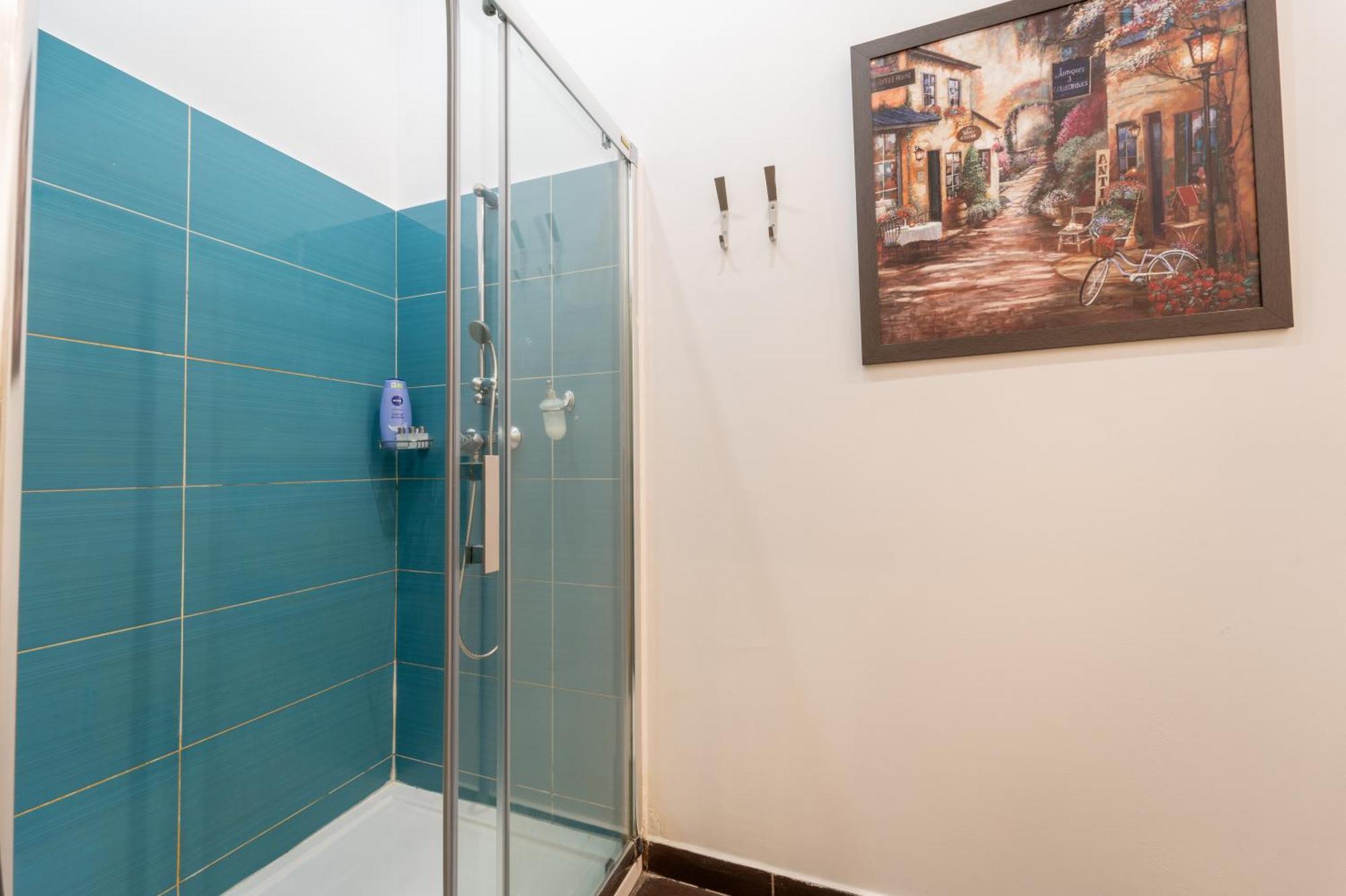 Cozy Spacious 5 Star Accommodation In The Heart Of Historic Center Cluj-Napoca Eksteriør billede